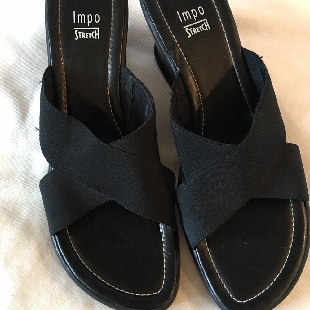 Impo sandals
